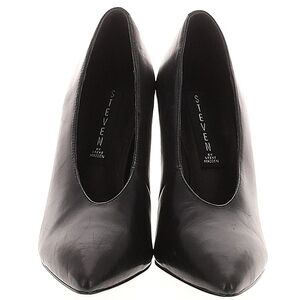 Steven by Steve Madden Classic Black Heels